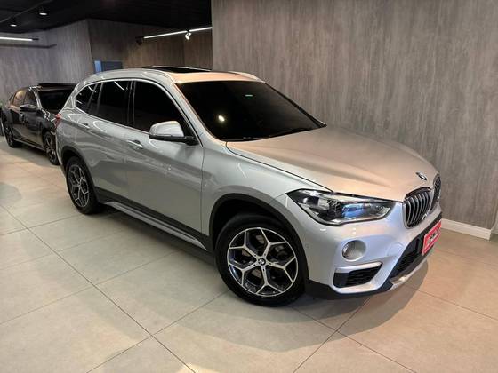 BMW X1 2.0 16V TURBO ACTIVEFLEX SDRIVE20I 4P AUTOMÁTICO